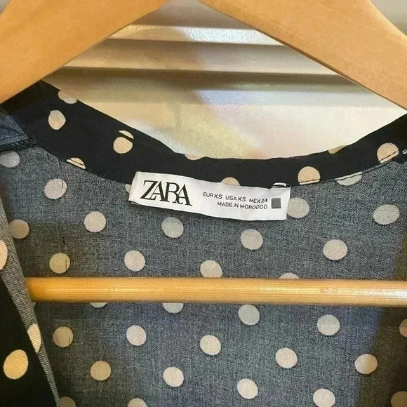 Zara Womens Dark Green Polkadot Dress Size XS Button Front, Wrap Long Sleeve - Picture 2 of 4
